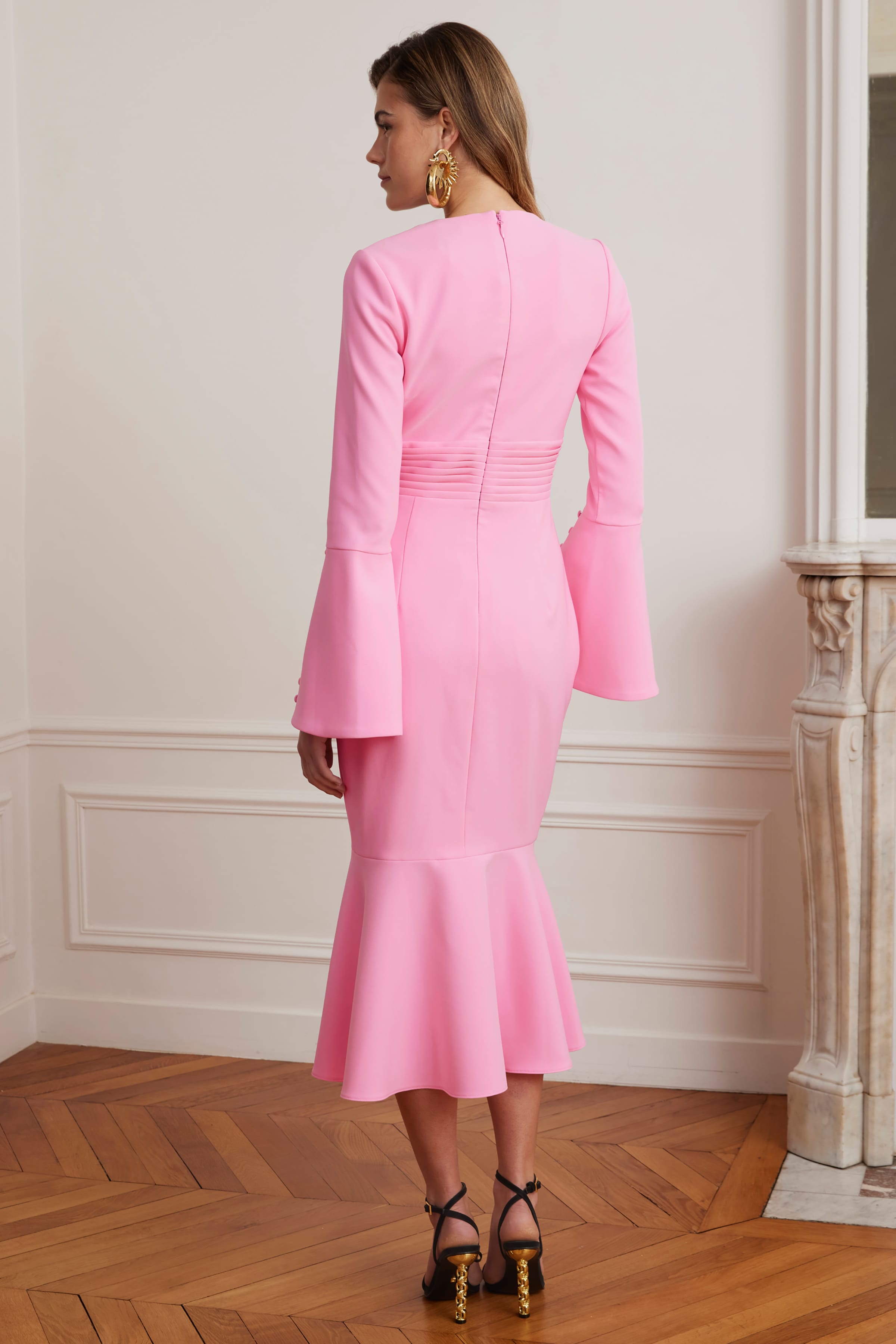 ROXIE Keyhole Micro Button Detail Midi Dress In Pink