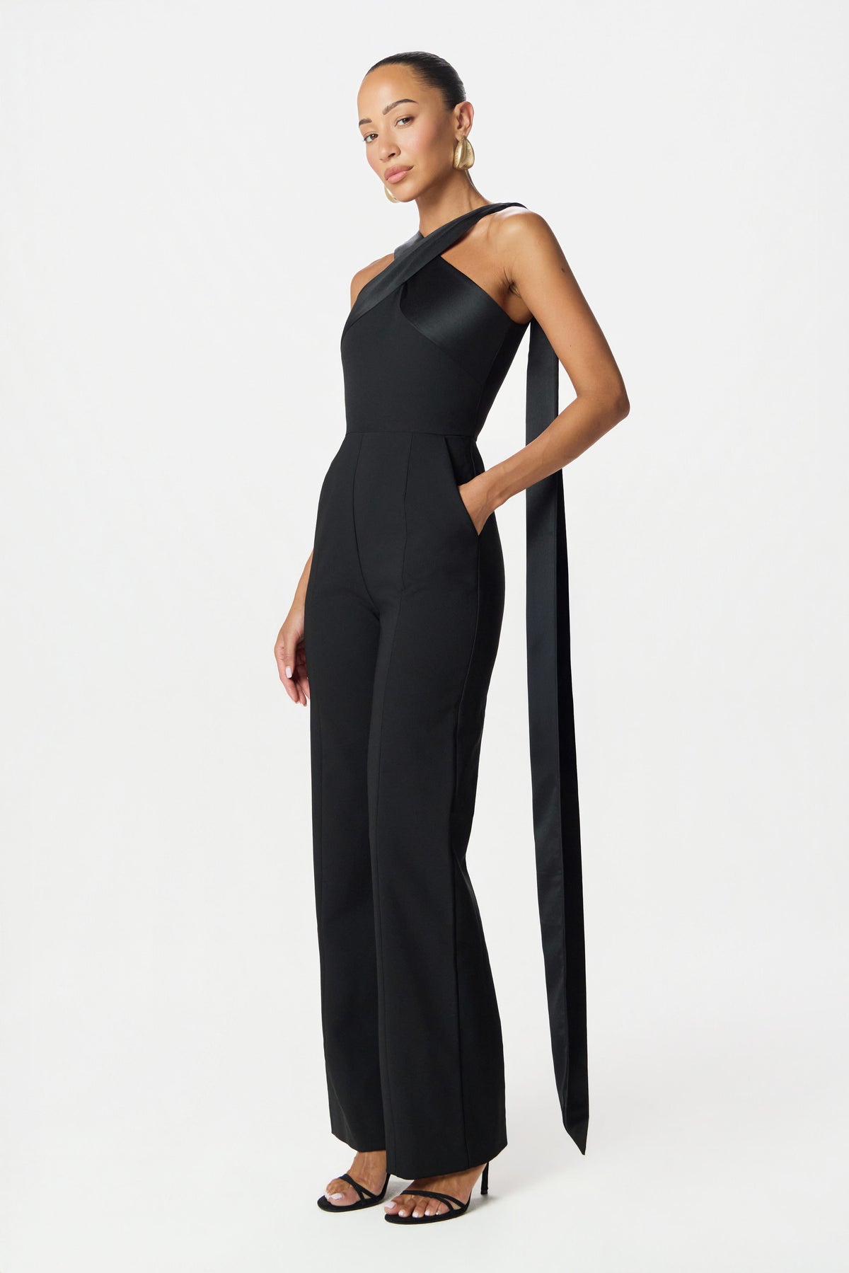CHANTELLE Halter Neck Jumpsuit in Black