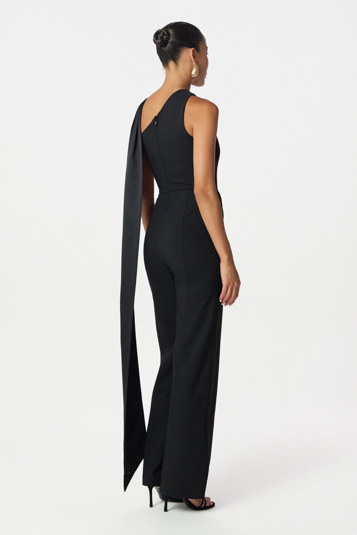 CHANTELLE Halter Neck Jumpsuit in Black