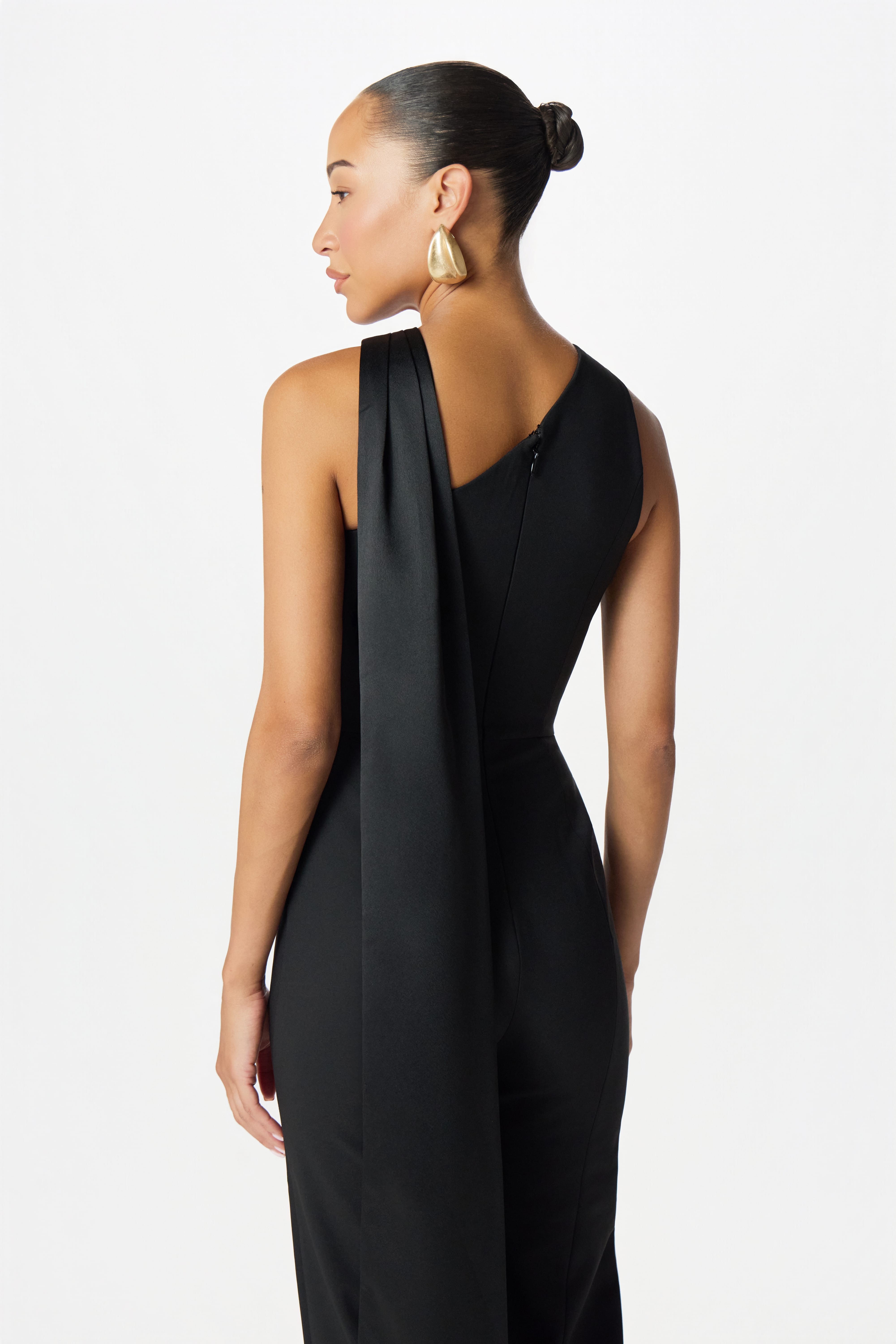 CHANTELLE Halter Neck Jumpsuit in Black